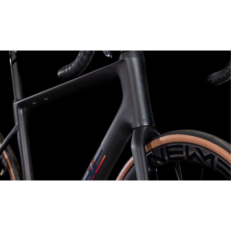 Cube Attain C:62 SLT 2025 - expédition 24h