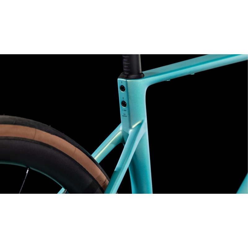 Cube Attain C:62 SLX 2025 - expédition 24h