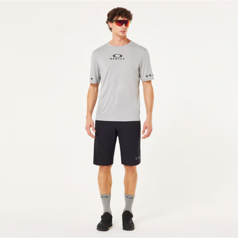 Oakley Seeker Airline noir short - expédition 24h