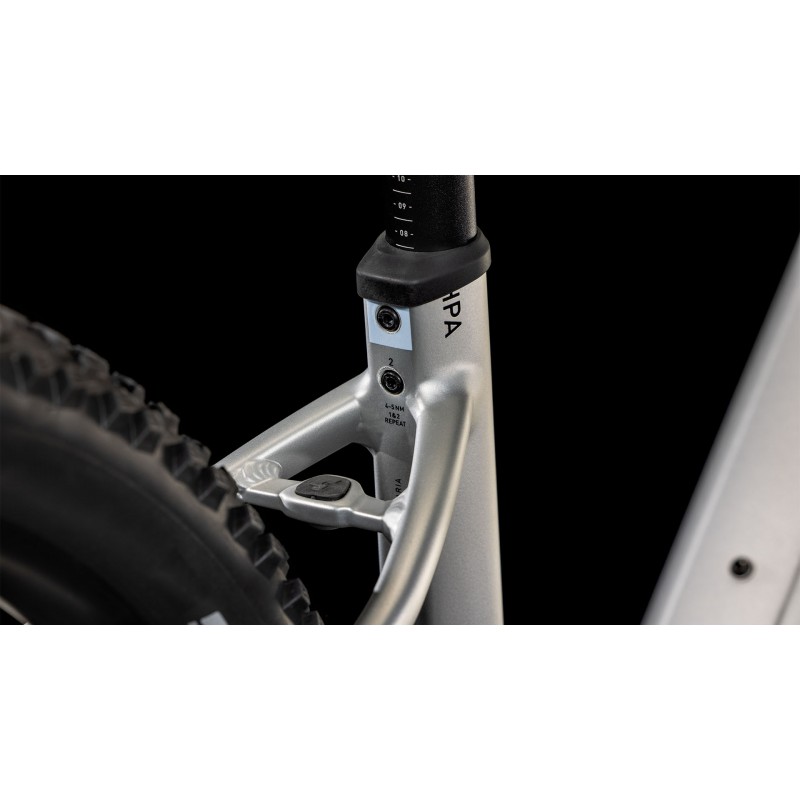 Cube Reaction Hybrid One 600 2025 Easy Entry - envío 24h
