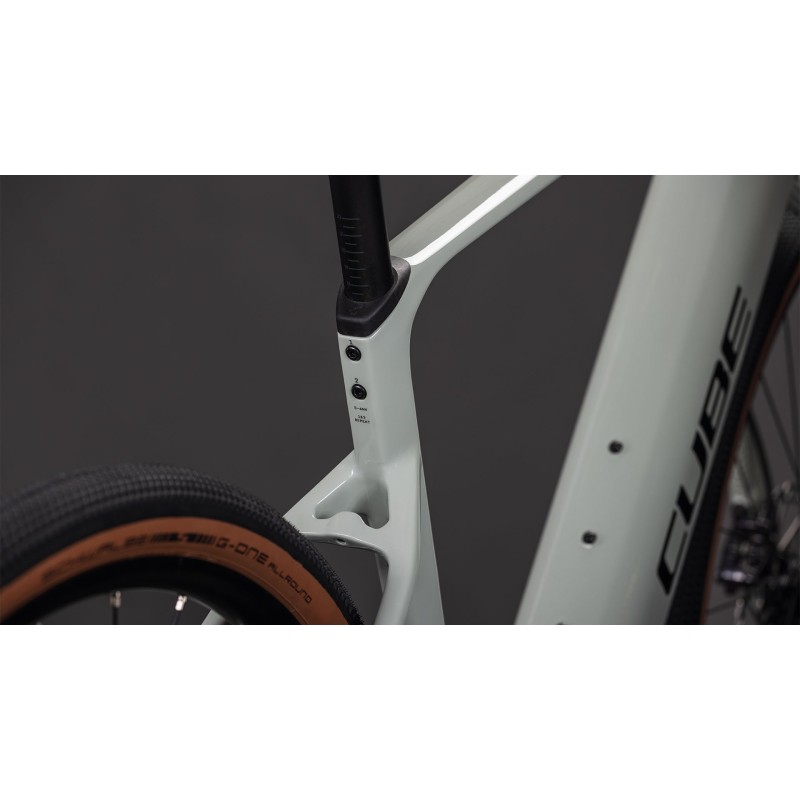 Cube Nuroad Hybrid C:62 Race 400X 2026 | E-Gravel léger et puissant