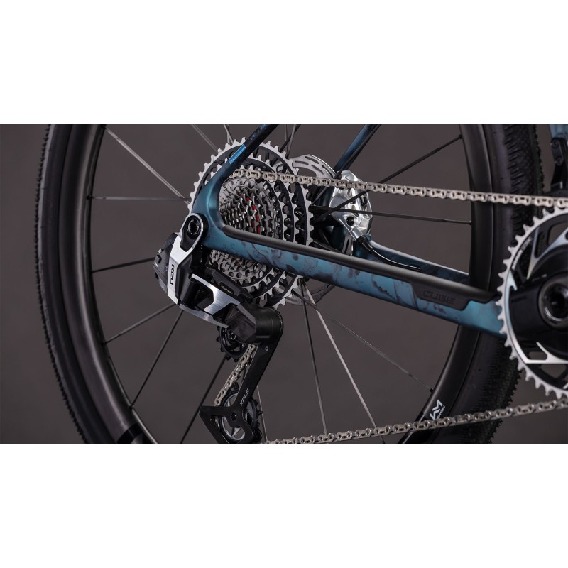 Cube Nuroad C:62 SLT 2026 | Gravel en carbone léger et rapide