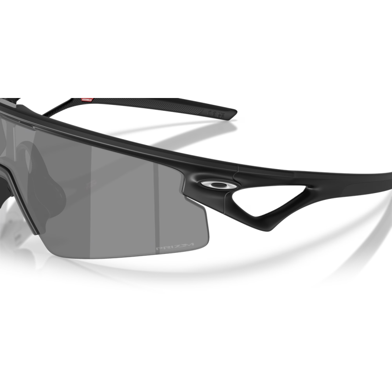 Oakley Sphaera Strike Matte Black lunettes Prizm Black OO9531-0137