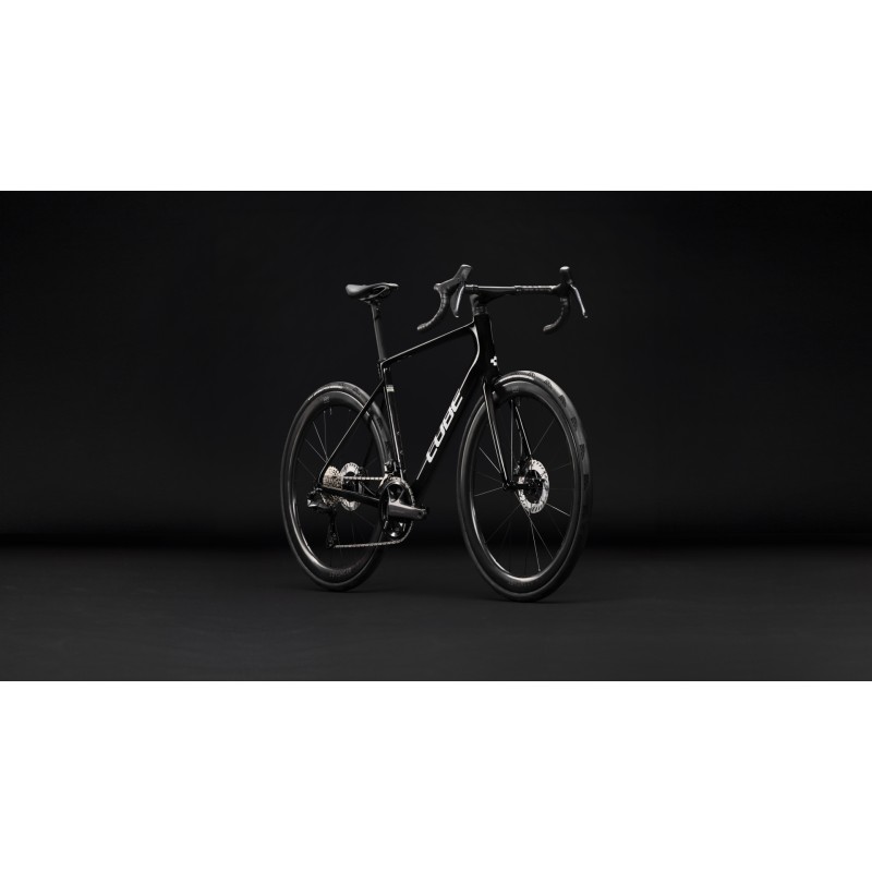 Cube Attain C:62 SLT 2027 | Ultegra Di2 et Carbone