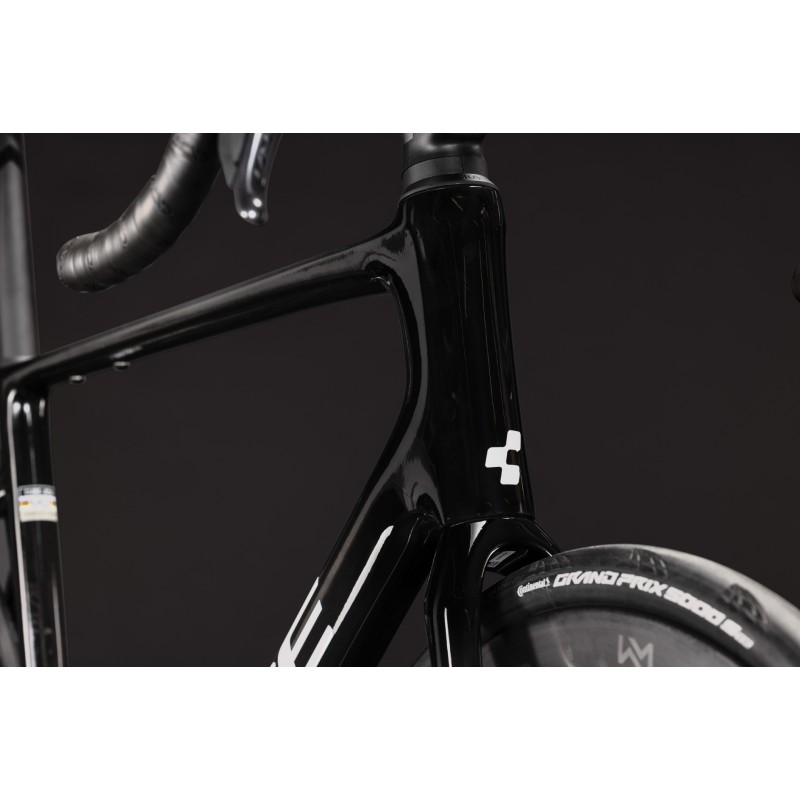 Cube Attain C:62 SLT 2027 | Ultegra Di2 et Carbone