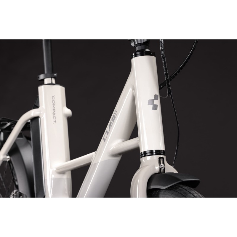 Cube Compact Hybrid 540 20" 2027 | Pedalmoto - Livraison 24h